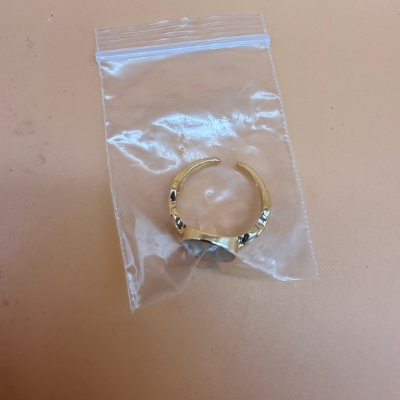 Kendra Scott Jae Star Pendant Necklace In Iridescent White Drusy w/ Bag - Picture 6 of 8